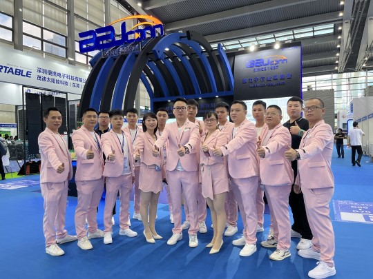 2022充電頭展會團(tuán)隊1