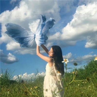 独家爆料：企业家之子学历造假，评论区两极分化，深夜